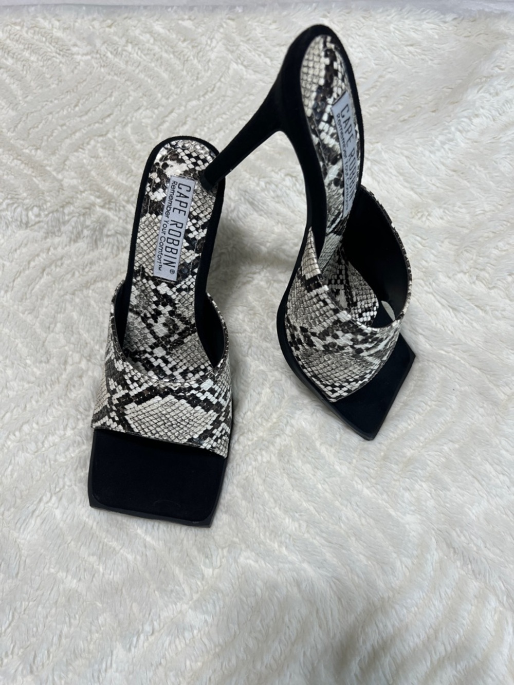 Cape Robbin Tristen Snake Print Mule Heels Size 6 Stiletto Square Toe - Picture 6 of 13